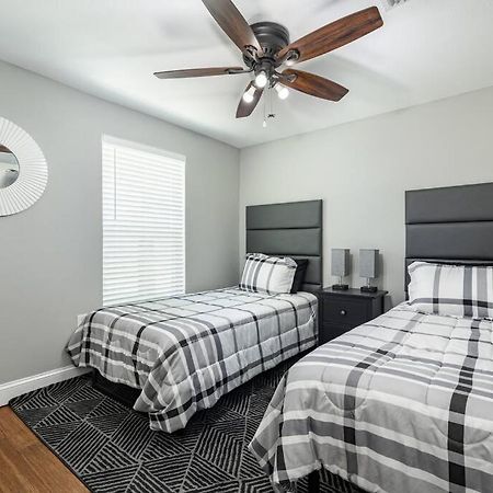 Appartement Grand Oaks Terminal In The Heights à Tampa Extérieur photo